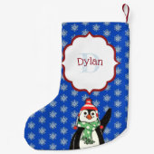 Schattigee Pinguïn en Sneeuwvlokken Monogrammed Ko Kleine Kerstsok (Achterkant)