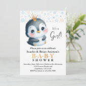 Schattigee Pinguïn met een Crown Baby shower Kaart (Staand voorkant)