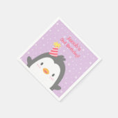 Schattigee pinguïn met Pet Paarse verjaardag Servet (Hoek)