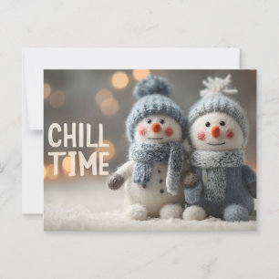 Schattigee pluche sneeuwpop poppen met gebreide Pe Briefkaart