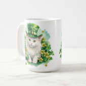 SCHATTIGEE PLUIZIGE KAT GEKLEED VOOR ST PATRICKS D KOFFIEMOK (Voorkant links)