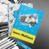 Schattigee politiehond in de auto notitieboek