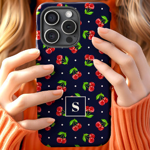 Schattigee polka dot kersen op marine monogram iPhone 15 case