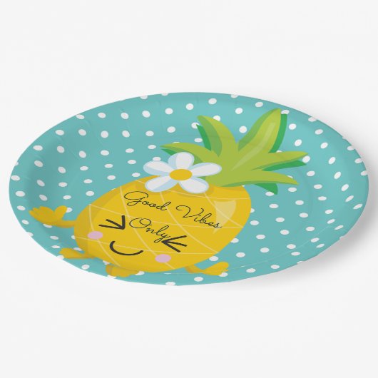 Schattigee Polka Dots en een ananas Papieren Bordje (Gekanteld)