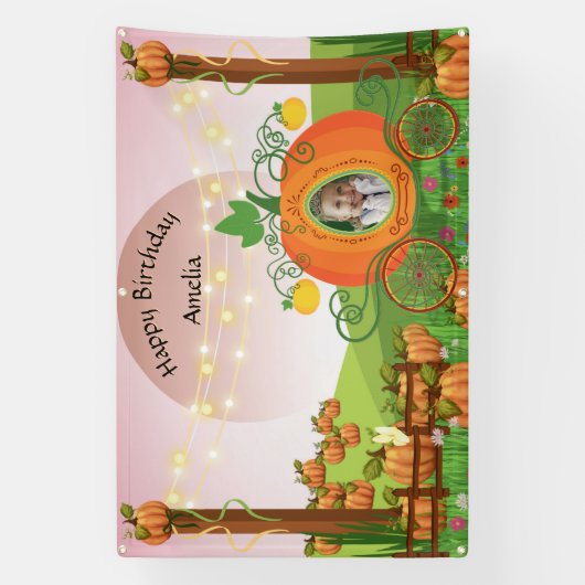 Schattigee Pompoen Carriage Girl Verjaardag Herfst Spandoek (Verticaal)