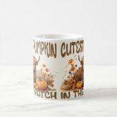 Schattigee pompoen in de patch Highland koe Koffiemok (Center)