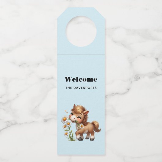 Schattigee Pony eet madeliefjes Flessenhanger (Voorkant)