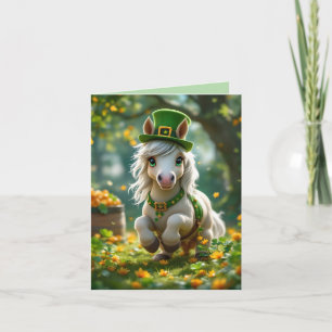 Schattigee Pony met groen pet, hoofdstel en bloeme Feestdagen Kaart