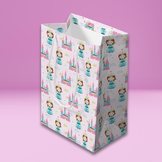 Schattigee Princess Pink Castle Girl Baby shower P Medium Cadeauzakje