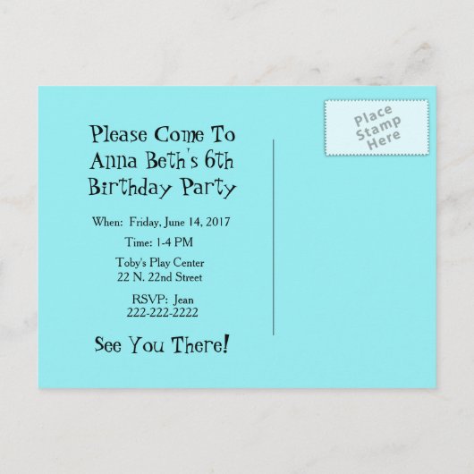 Schattigee prinses met kroonverjaardagsuitnodiging uitnodiging briefkaart (Achterkant)