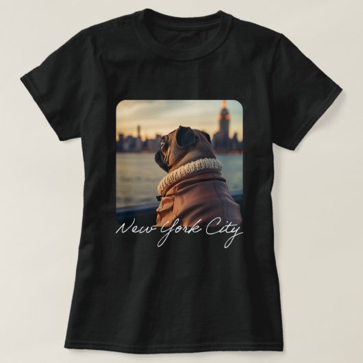 Schattigee Pug reist naar New York Harbor T-shirt (Design voorkant)