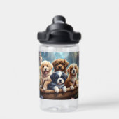 Schattigee puppies in een mand, personaliseerbaar waterfles (Achterkant)
