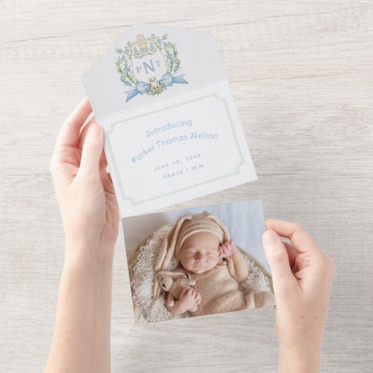 Schattigee Puppy Blue Crest Monogram Geboorteaanko All In One Uitnodiging (Afscheurbaar)