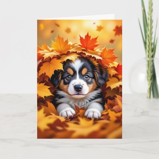 Schattigee puppy hond in herfstbladeren kaart (Voorkant)