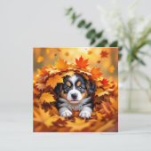 Schattigee puppy hond in herfstbladeren kaart (Staand voorkant)