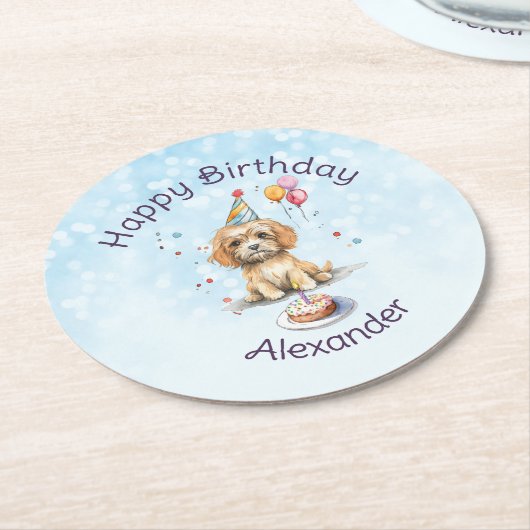 Schattigee puppy met feest Pet verjaardag Ronde Kartonnen Onderzetter (Gebogen)