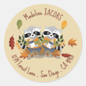 Schattigee Raccoons herfstenvelop afdichtingen Ronde Sticker (Voorkant)
