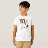 Schattigee Rainbow Dabbing Unicorn T-shirt (Voorkant volledig)