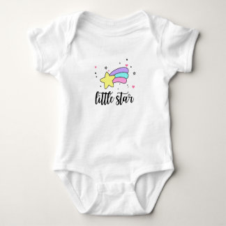 Schattigee regenboog kleine ster romper