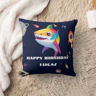 Schattigee regenboog Shark Galaxy Rocket verjaarda Kussen