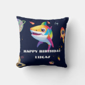Schattigee regenboog Shark Galaxy Rocket verjaarda Kussen (Voorkant)