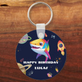 Schattigee regenboog Shark Galaxy Rocket verjaarda Sleutelhanger (Voorkant)