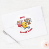 Schattigee retro boeken - Lees verboden boeken Ronde Sticker (Envelop)