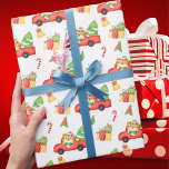 Schattigee Retro Red Truck en Tiger Christmas Cadeaupapier<br><div class="desc">Schattigee Retro Red Truck en Tiger Christmas Wrapping Paper</div>