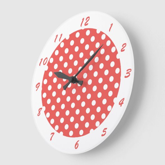 Schattigee retro rode witte polka dot grote klok (Hoek)