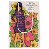 Schattigee retro tiener meisje Happy Birthday Groo Medium Cadeauzakje (Achterkant)