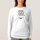 Schattigee Retro Typografie Giggle & Smile Eenvoud T-shirt (Voorkant)