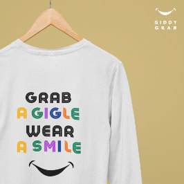 Schattigee Retro Typografie Giggle & Smile Eenvoud T-shirt