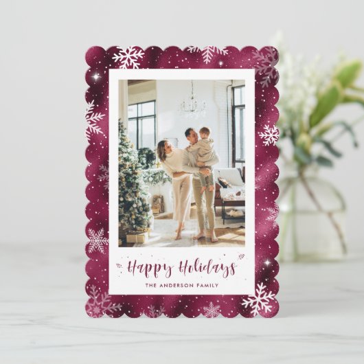 Schattigee rode besneeuwde fotovakantie feestdagenkaart (Staand voorkant)