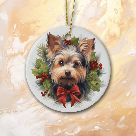 Schattigee rode boog Holly krans Yorkie Dog Keramisch Ornament