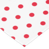 Schattigee rode en witte polka stippen tafelkleed (Gekanteld)