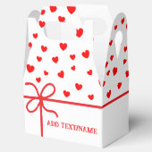 Schattigee rode harten en lint op maat bedankdoosjes (Geopend)
