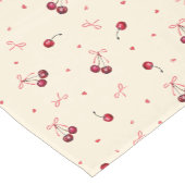 Schattigee rode kersen harten bogen op crème korte tafelloper (Hoek)