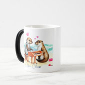 Schattigee romantische Cartoon otters paar in lief Magische Mok (Voorkant links)