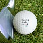 Schattigee romantische huwelijkspaar namen golfballen<br><div class="desc">Deze schattige golfballen zijn een geweldig cadeau voor koppels of voor de ene partner om aan de andere te geven. Het leuke ontwerp is voorzien van een cartoon golfbal en golfclub die verliefd op elkaar zijn, samen met de namen van het paar en de trouwdatum geschreven in elegante scriptletters. Doordacht,...</div>