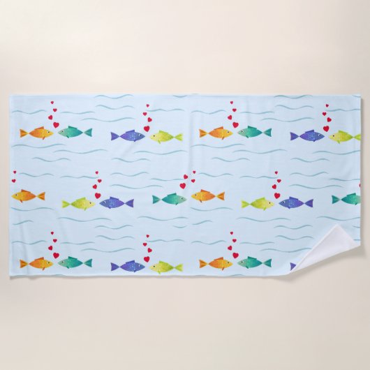 Schattigee romantische vis in de oceaan verliefd w strandlaken (Voorkant)