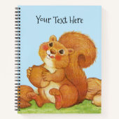 Schattigee roodbruine eekhoorn in grasnoten eikels notitieboek (Voorkant)