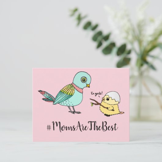 Schattigee Roze Cartoon Baby Bird Beste Mama Briefkaart (Staand voorkant)