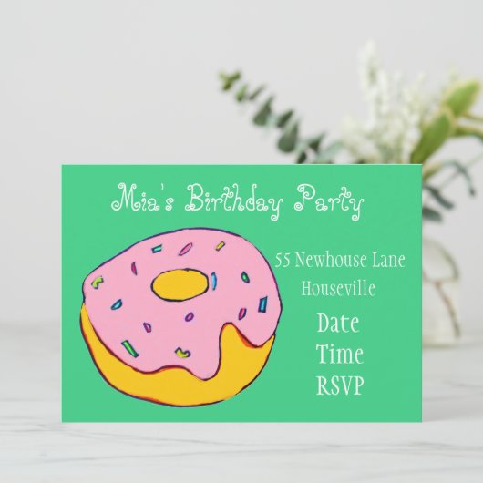 Schattigee roze donut meisje Party Kaart (Staand voorkant)