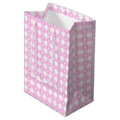 Schattigee Roze Gingham Paw Prints Gift Bag Medium Cadeauzakje (Voorkant Gekanteld)