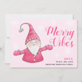 Schattigee Roze Gnoom Merry Vibes Kerstmis Feestdagenkaart (Voorkant)