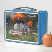 Schattigee roze-harige fee ontmoet lieveheersbeest (In situ)