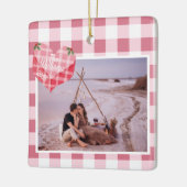 Schattigee Roze Hart Gingham Custom Foto Kerstmis Keramisch Ornament (Links)