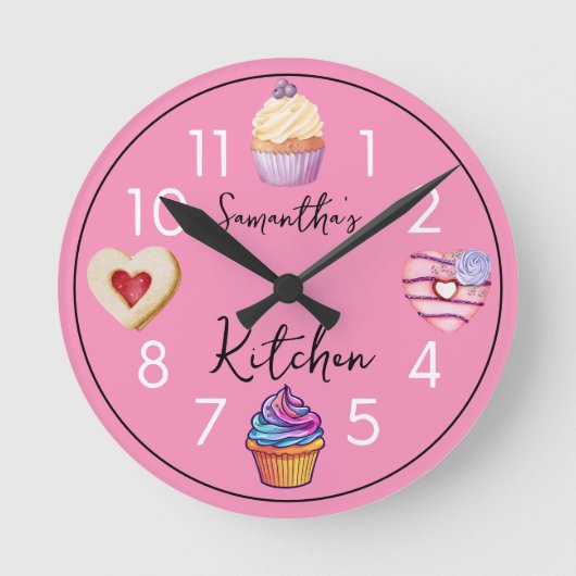 Schattigee Roze Keuken Waterverf Cupcake Gepersona Ronde Klok (Voorkant)