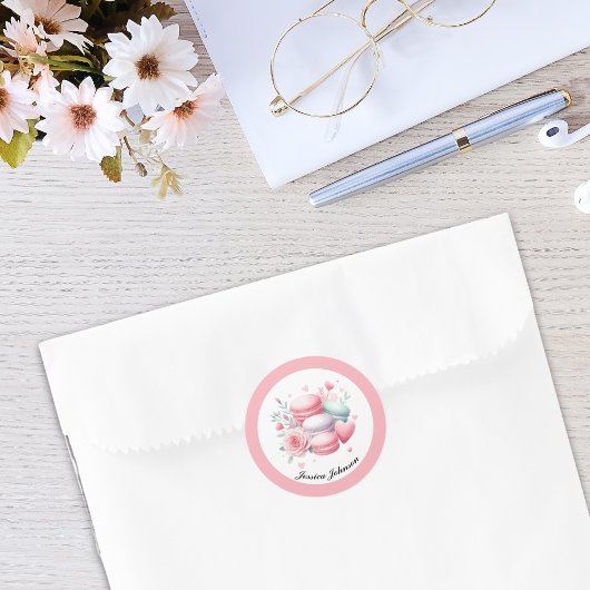 Schattigee roze macarons en harten gepersonaliseer ronde sticker