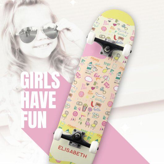 Schattigee Roze Pastel Doodle Patroon Meisjes Naam Persoonlijk Skateboard